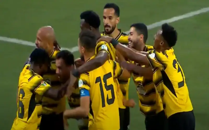 الحسين يتجاوز السرحان وينتظر هدية سحاب