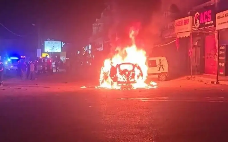 شهيدان بقصف إسرائيلي على مركبة جنوبي