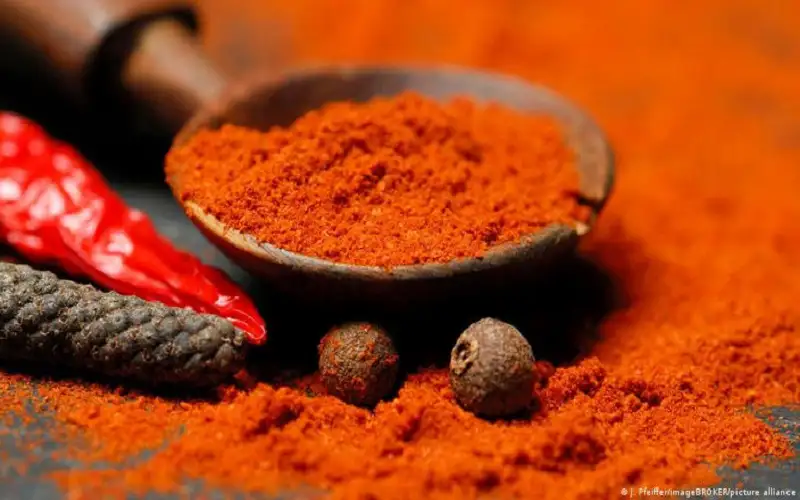 متى يصبح تناول الطعام الحار ضارا