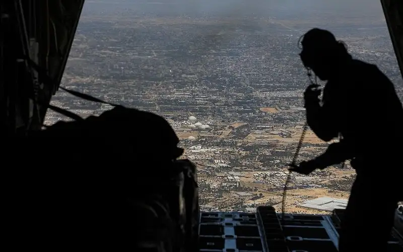 الأردن ينفذ 3 إنزالات جوية لمساعدات