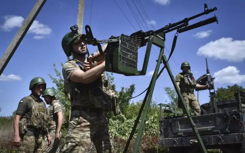 الناتو: روسيا تفتقر إلى قوات كافية