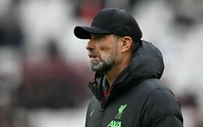 كلوب يكشف سر كرهه لنجم توتنها