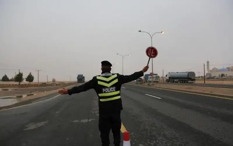 ضبط سائق مخمور أثناء القيادة ومركبة