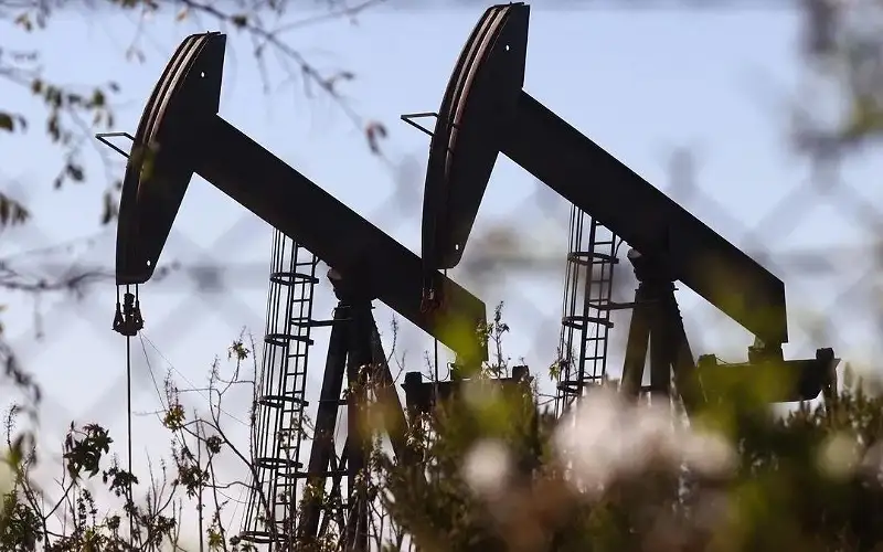 تراجع أسعار النفط وبرنت يسجل 83.34