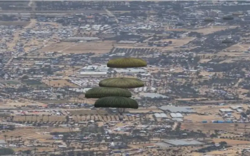 الأردن ينفذ 3 إنزالات جوية لمساعدات