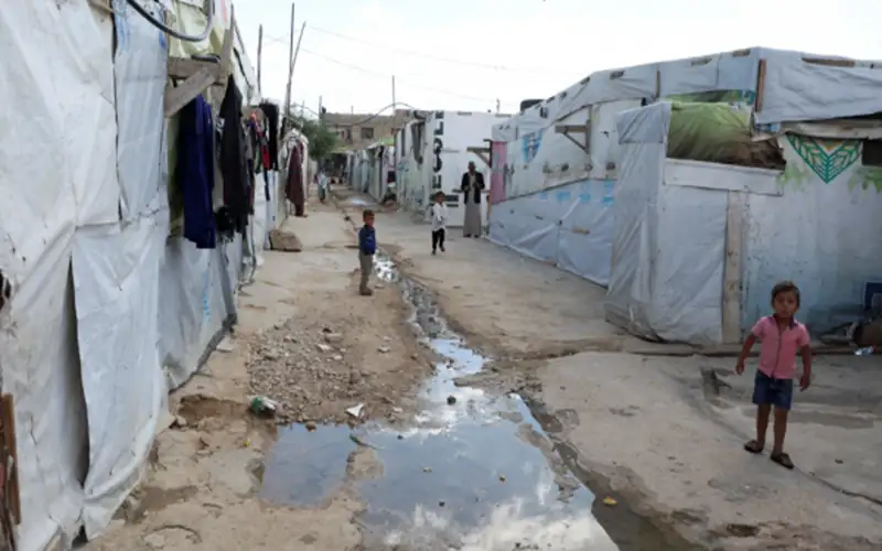 توجه لبناني لتفكيك مخيمات للسوريين في