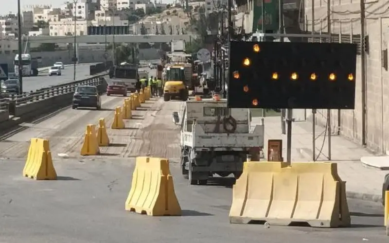 أبو السمن يتفقد العمل بمشروع صيانة