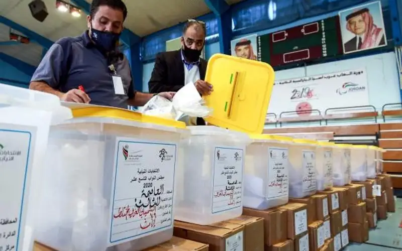 الحكومة: لابد من تجسيد الإرادة الشعبية