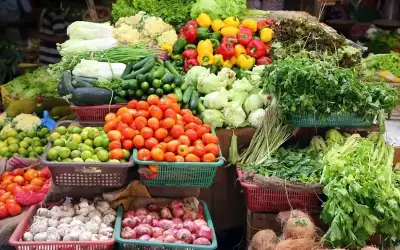 أسعار الخضار والفواكه الأربعاء في السوق