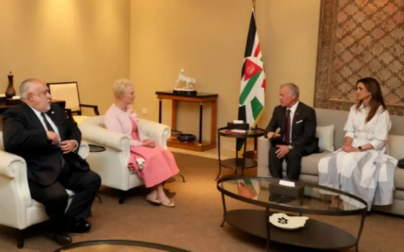 الملك يؤكد ضرورة إيصال المساعدات الإنسانية