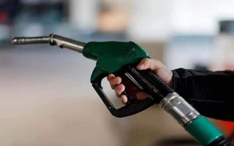 ارتفاع أسعار بنزين أوكتان 90 واستقرار