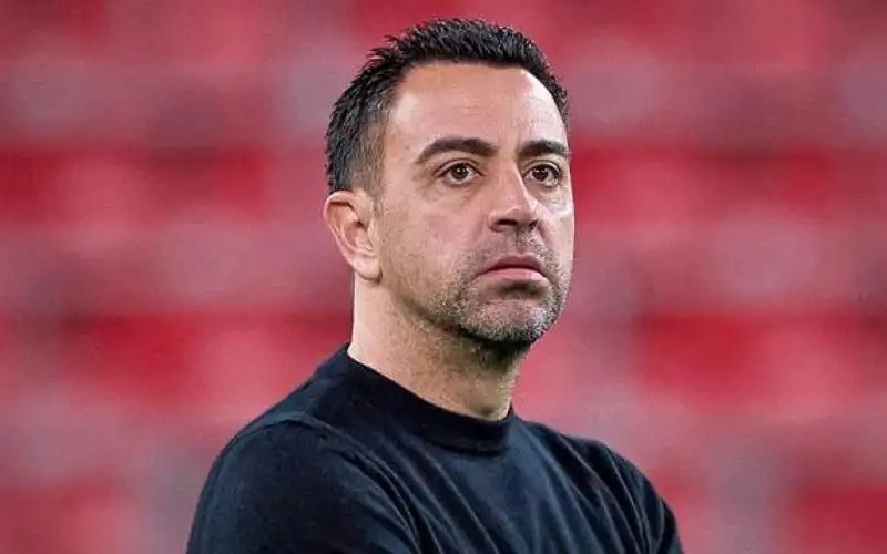 برشلونة يعلن إقالة تشافي