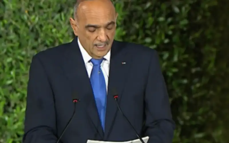 الخصاونة : الانتخابات النيابية المقبلة ستكون