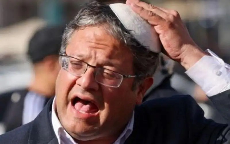 بن غفير ينفعل ويغرد بعد ضرب