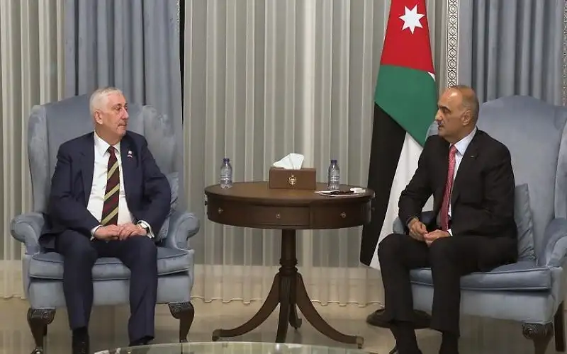 الخصاونة: العدوان الإسرائيلي على غزة يهدد