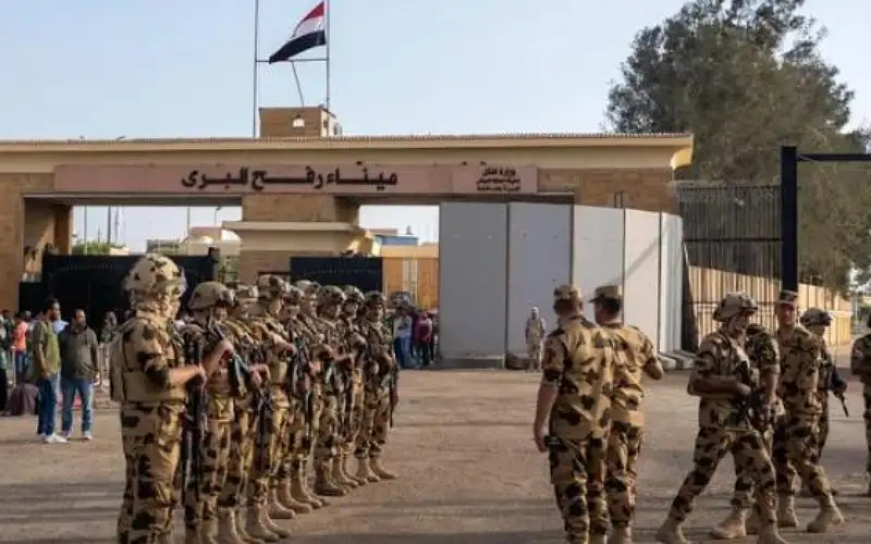 إعلام عبري: جنود الجيش المصري أطلقوا