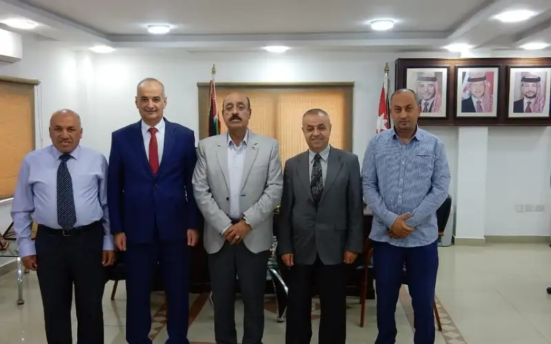 الشوبكي يلتقي مدير عام المؤسسة التعاونية