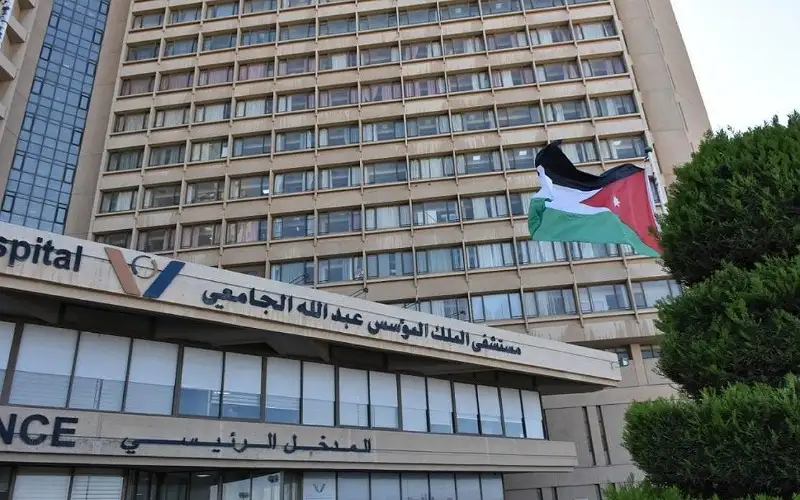 وفاة موظفة بحادث سقوط في مستشفى