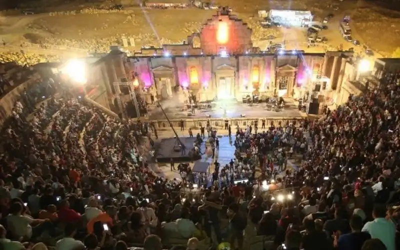 وزيرة الثقافة تعلن بدء مهرجان جرش