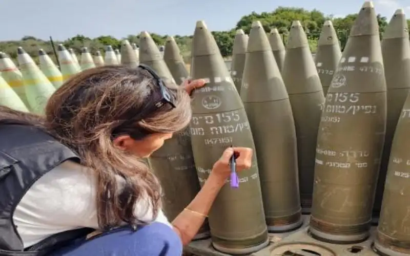 مرشحة سابقة للرئاسة الأميركية تكتب اقضوا