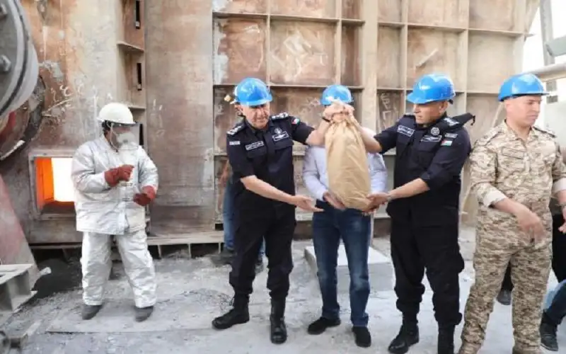 الأمن يتلف كميات كبيرة من المخدرات