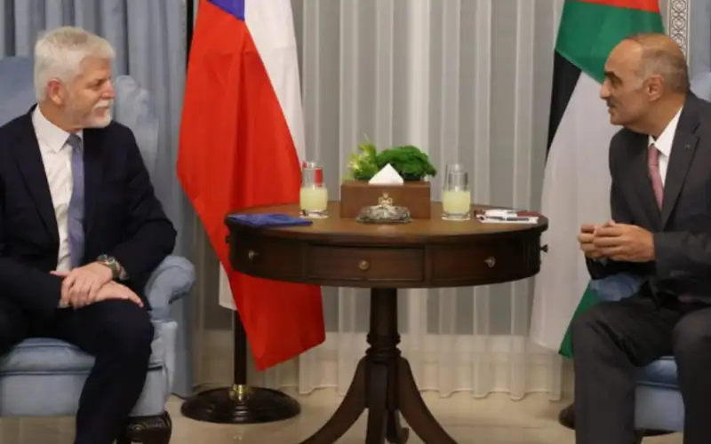 رئيس الوزراء يلتقي رئيس جمهورية التشيك