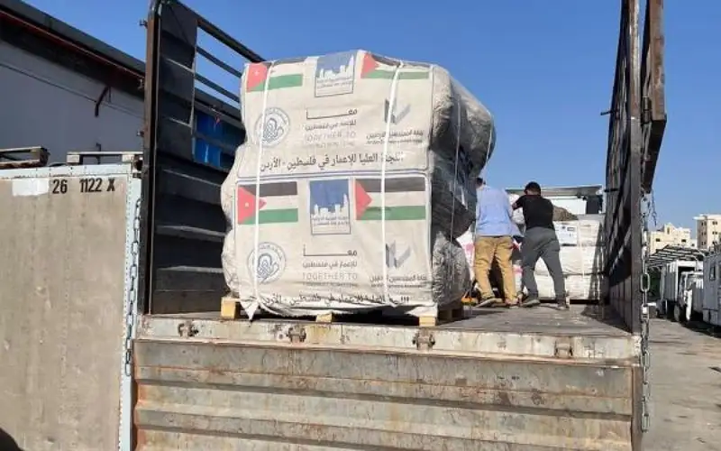 2350 خيمة من الأردن لغزة