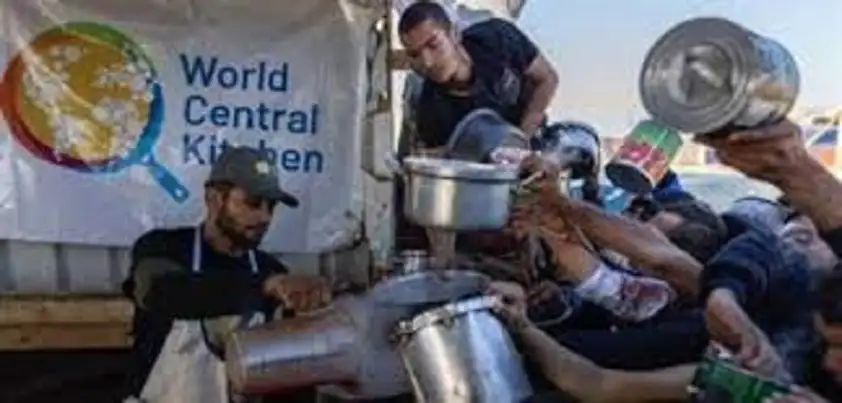 المطبخ المركزي العالمي يعلق عملياته في