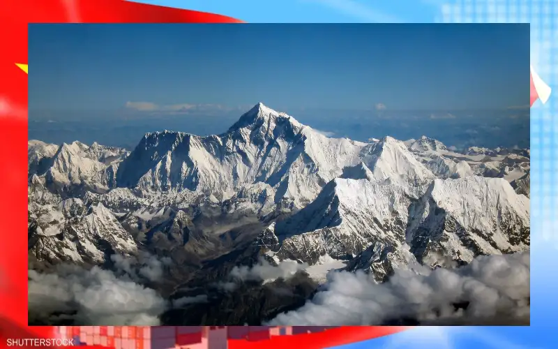 “مجنون إيفرست”.. عشر دقائق باهظة الثمن