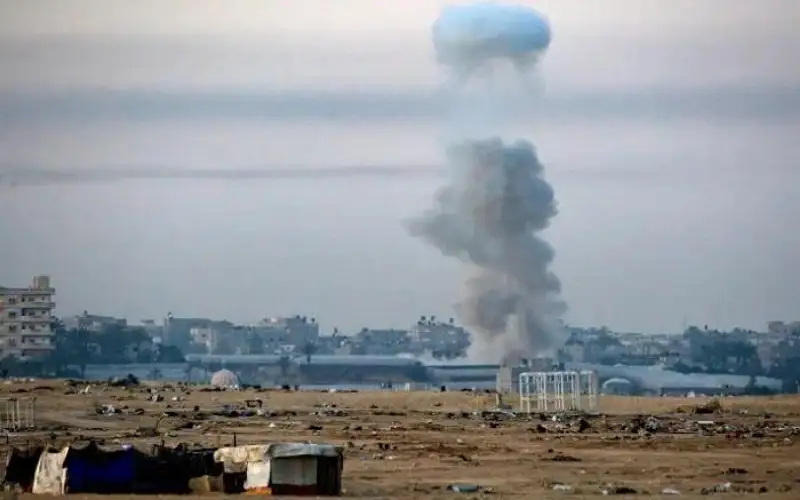 الاحتلال ينسحب من الشمال ويتوغل وسط