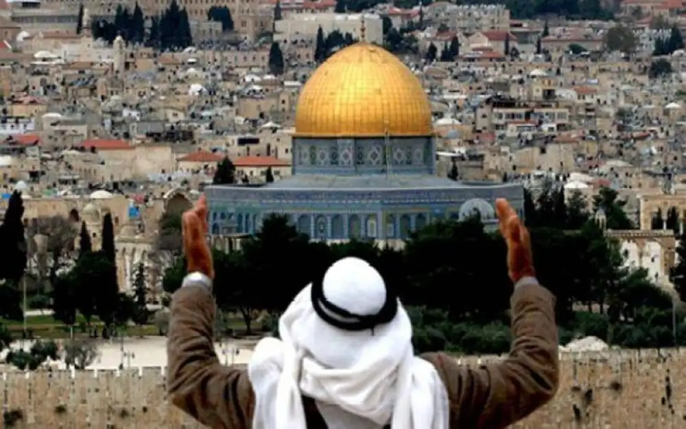 عين على القدس يناقش خطط تهويد
