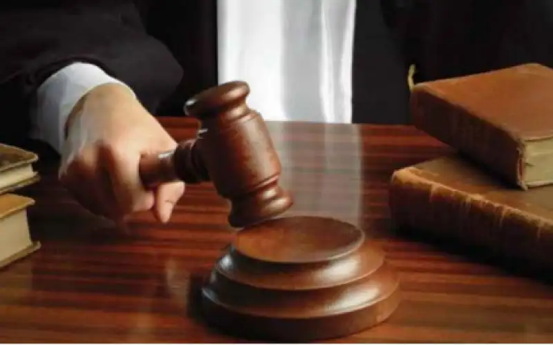 السجن 15 عاما لمتهم بعد إدانته