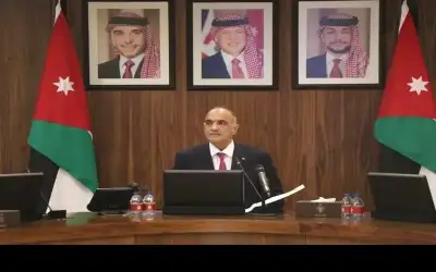 إيعاز من رئيس الوزراء بشأن إجازات