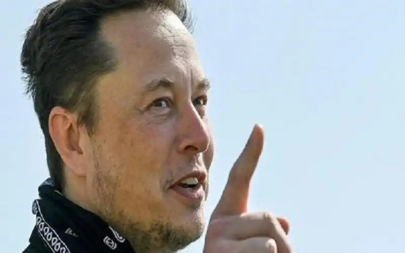 إيلون ماسك يتوقع اختفاء دول بسبب