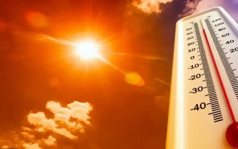 الطعاني: توهج شمسي يؤدي إلى قذف