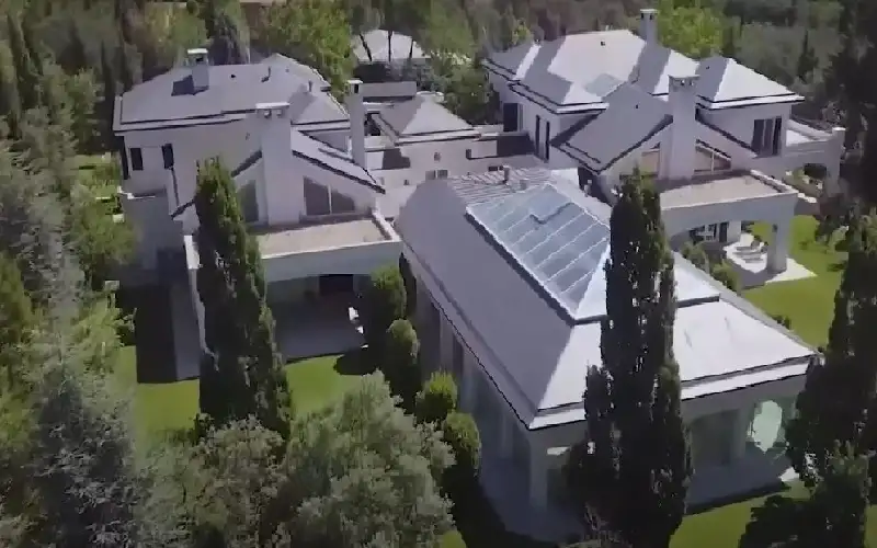 مقابل 11 مليون يورو.. مبابي يشتري