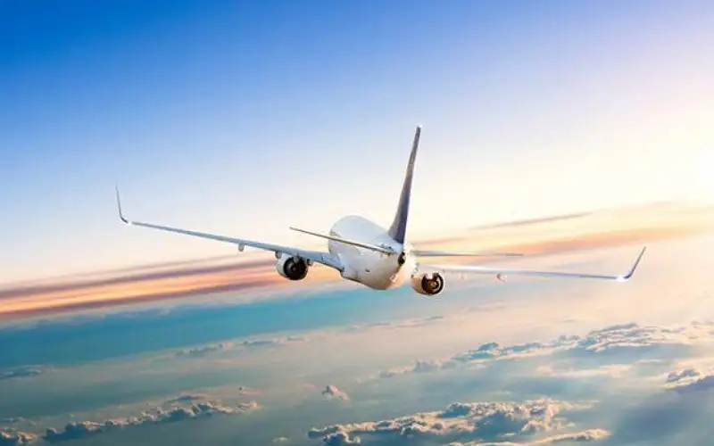 إغلاق الحركة الجوية أمام الطيران التجاري