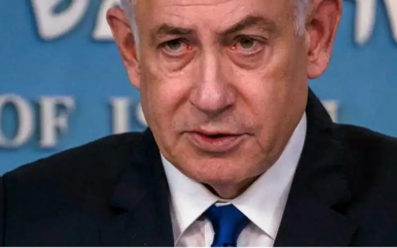 نتنياهو يعلق على استقالة غانتس