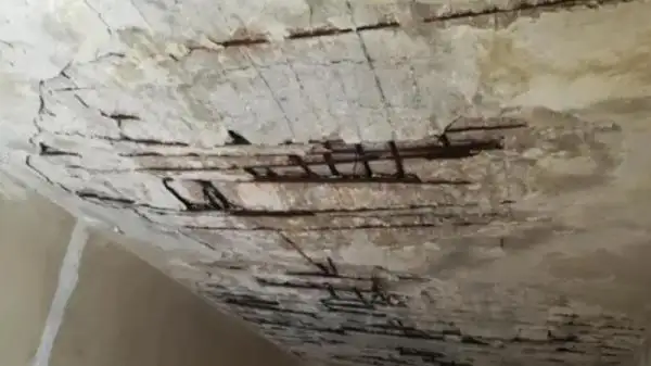 إربد .. إصابة 4 مرضى ومراجعين
