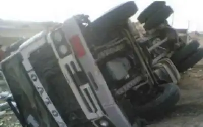 إغلاق مؤقت على الطريق الصحراوي بسبب