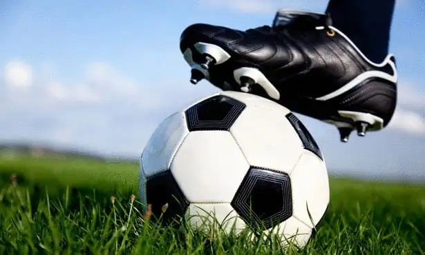 منتخب سن 20 في المجموعة العاشرة