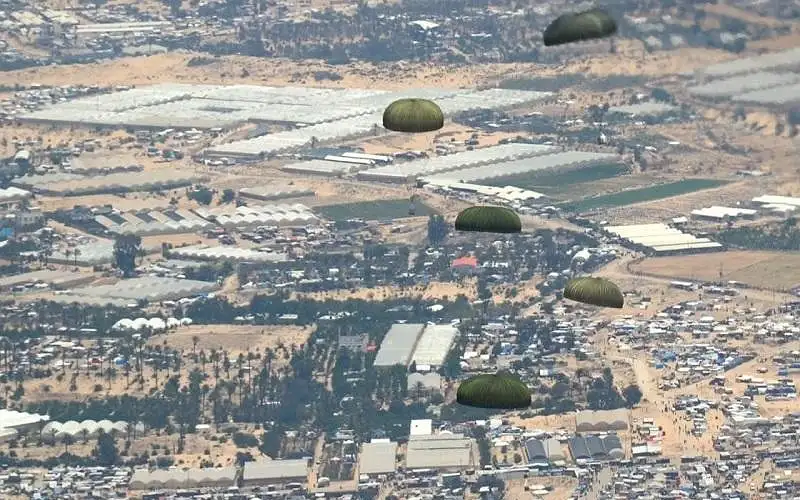 الأردن يـنفذ إنزالين جويين لمساعدات على