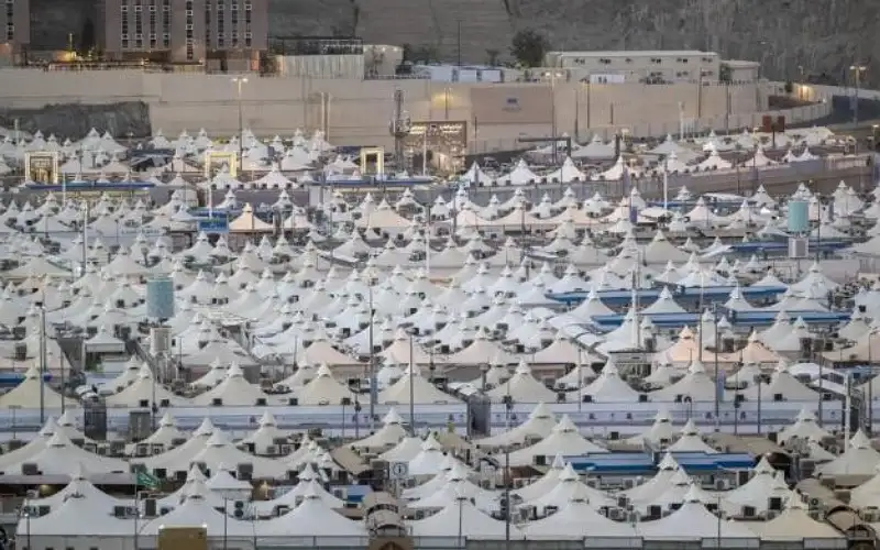 يوم التروية: الحجاج يتوافدون الجمعة إلى