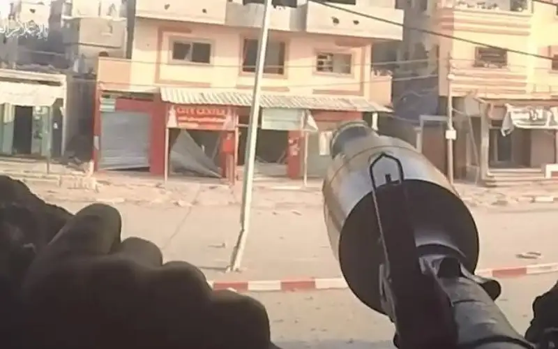 القسام تعلن مقتل وجرح أفراد قوتين