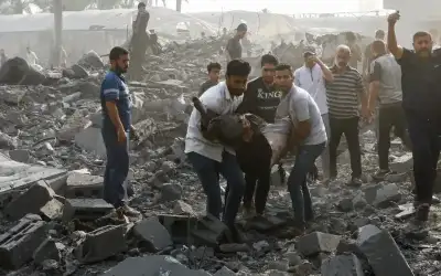 عشرة شهداء جراء قصف الاحتلال مناطق