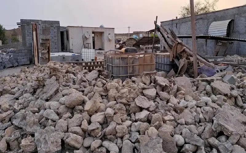 قتلى وعشرات المصابين في زلزال ضرب