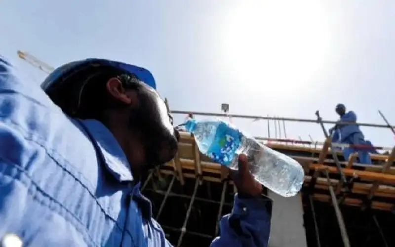 الصبيحي يطالب بتعليمات صارمة لحماية العمال