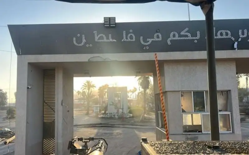 الاحتلال يدمر معبر رفح بشكل كامل