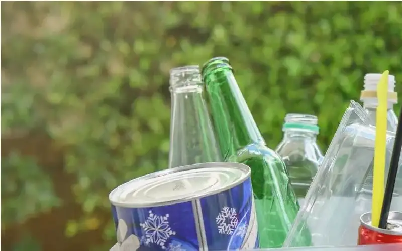 علماء روس يستخلصون النفط من النفايات