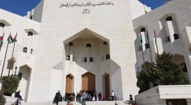 النيابة العامة تبدأ التحرك ضد سماسرة